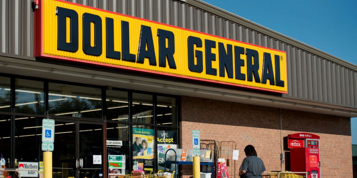 Dollar General S Increased Discounts Hurts Profit Growth Fortune