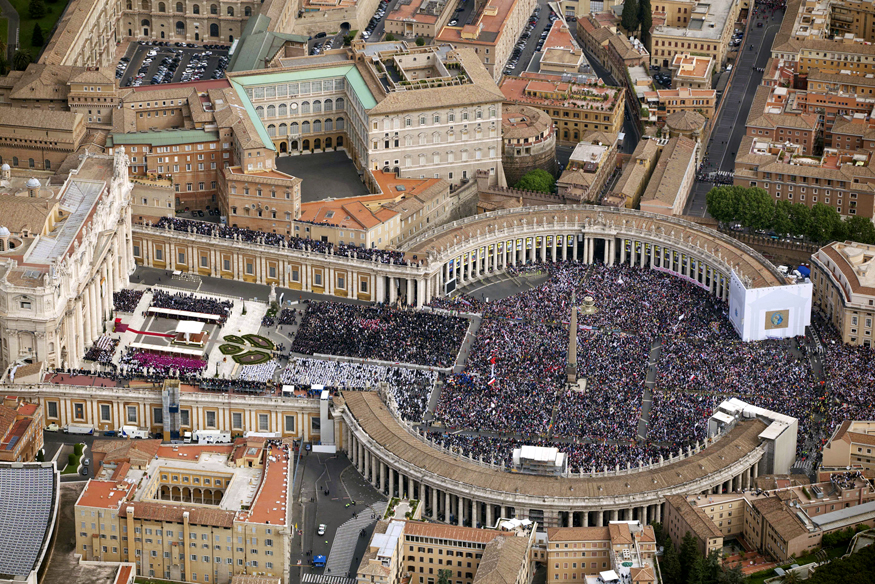 Aerial view of St. Peter's square in Vatican
