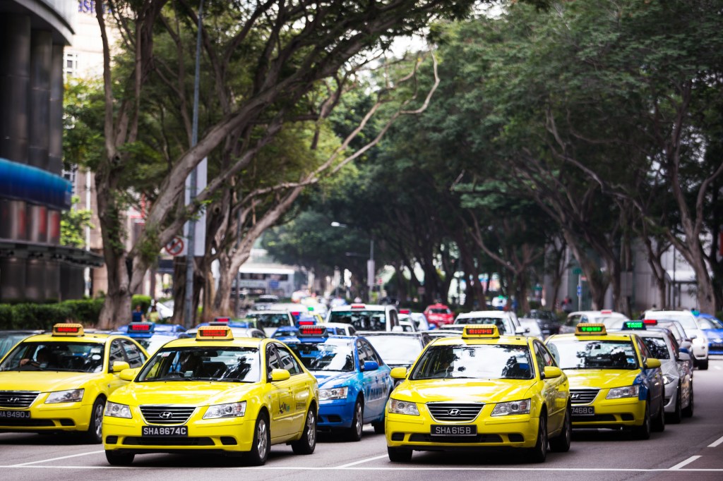Singapore to license taxi hailingapps Fortune