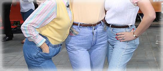 MAC-MomJeans