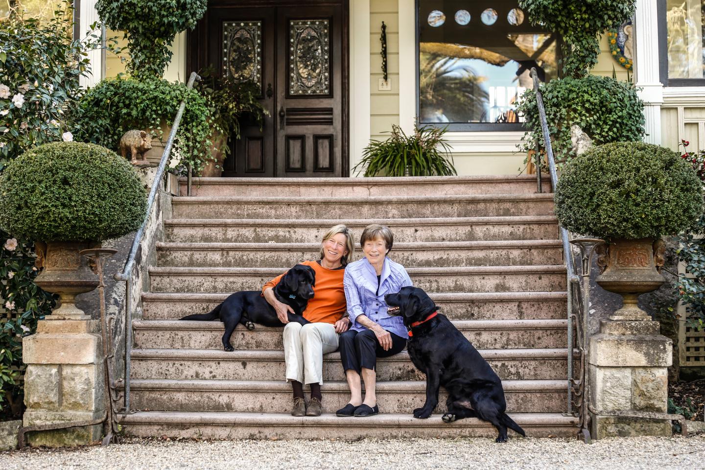 Nala, Beth's black lab, Beth, Mary and Riley (The official Chief Greeter who lives at Spottswoode).