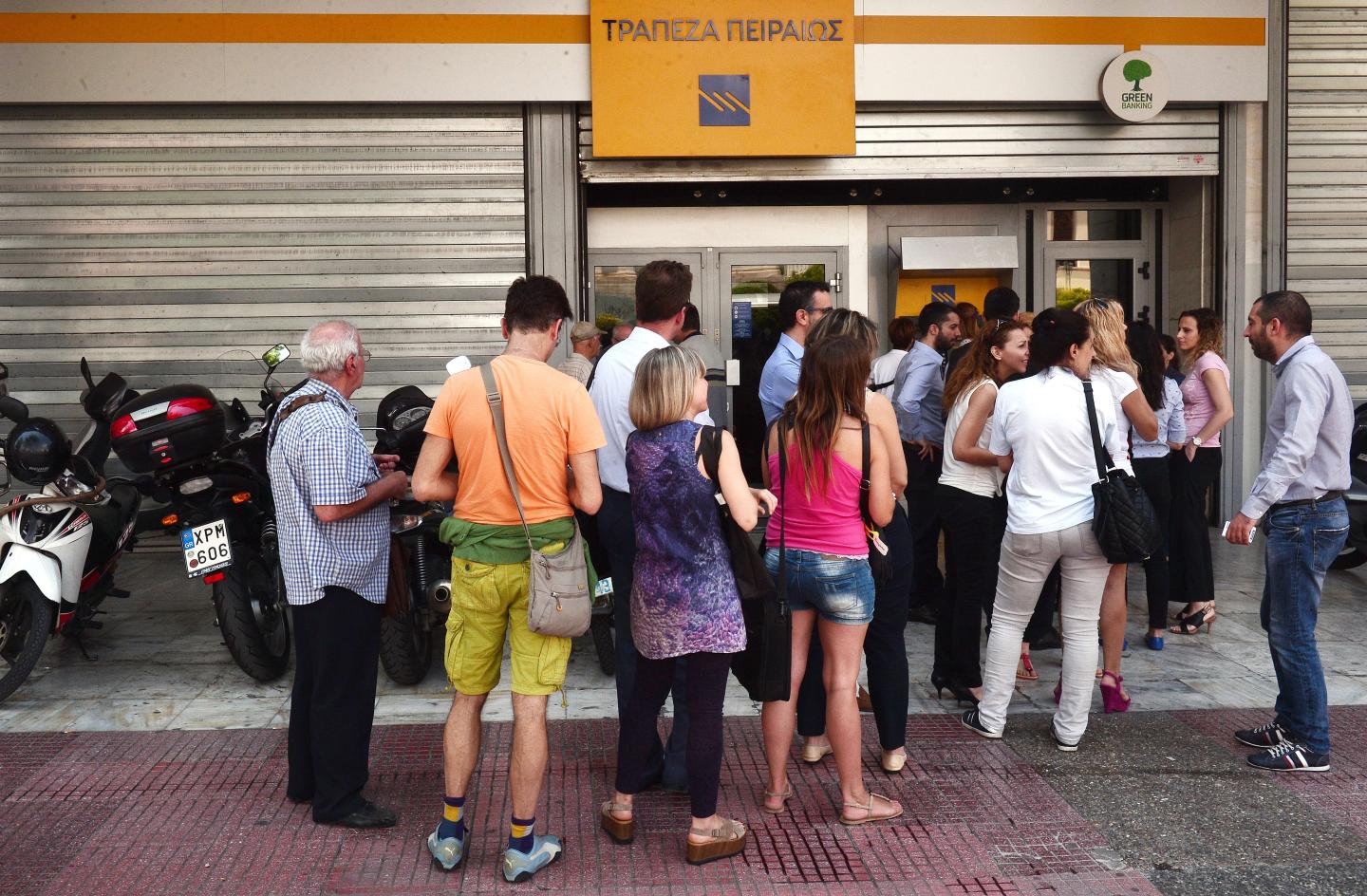 GREECE-ECONOMY-POLITICS-EU-IMF