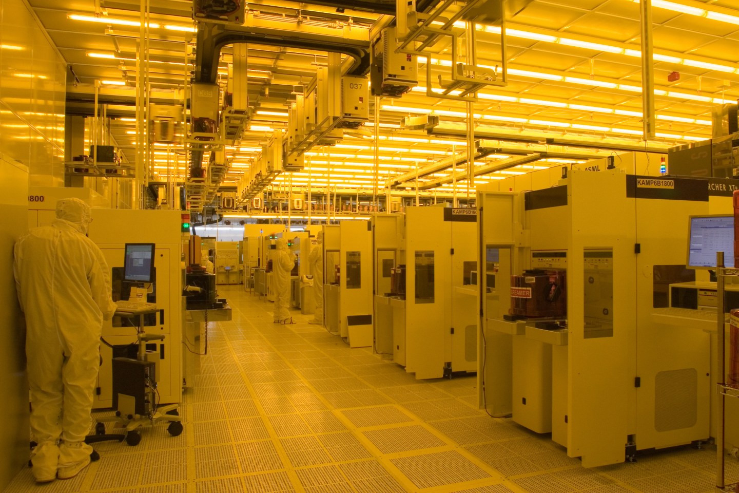 Micron Supplied_high_res_300mm_4