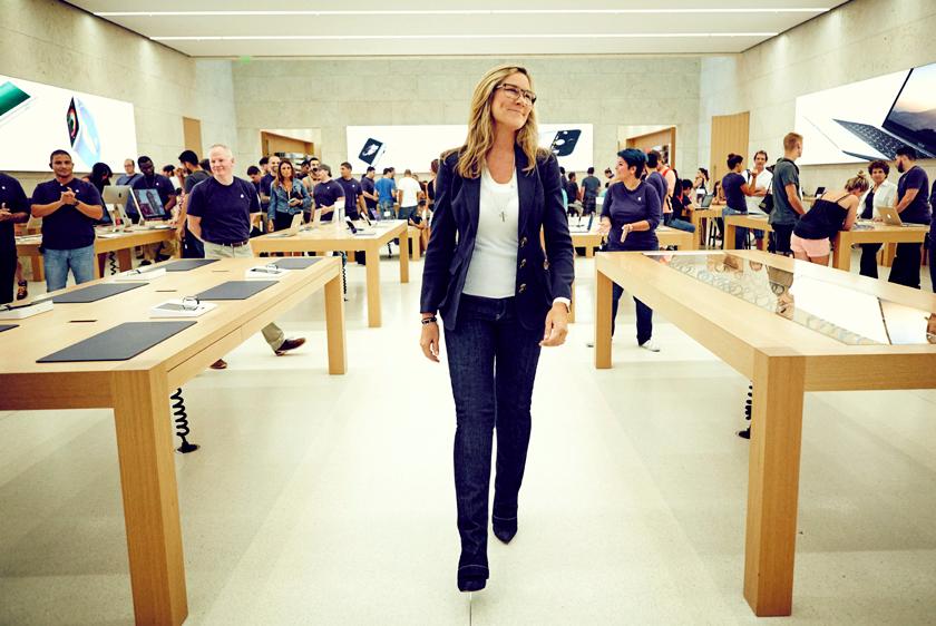 Angela Ahrendts leaving an Apple store in Miami. 2015