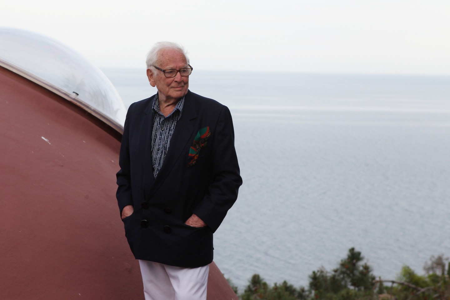 Dior Croisiere 2016 -Dior Cruise- : Photocall At 'Palais Bulle -Bubble Palace' In French Riviera