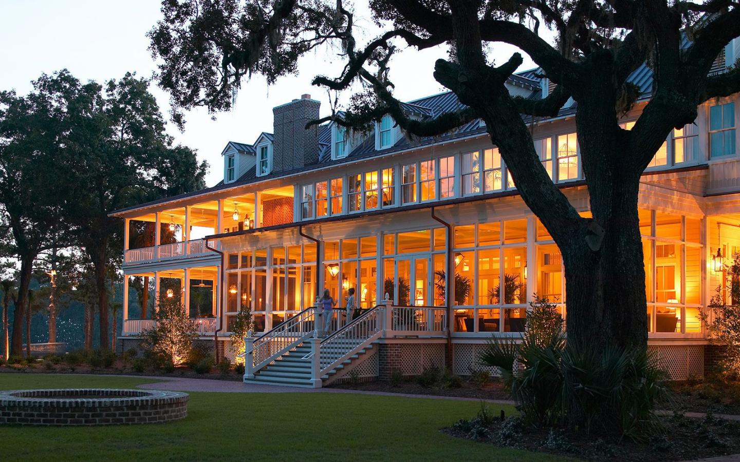 WBTOPHOTELS-8-inn-at-palmetto-bluff
