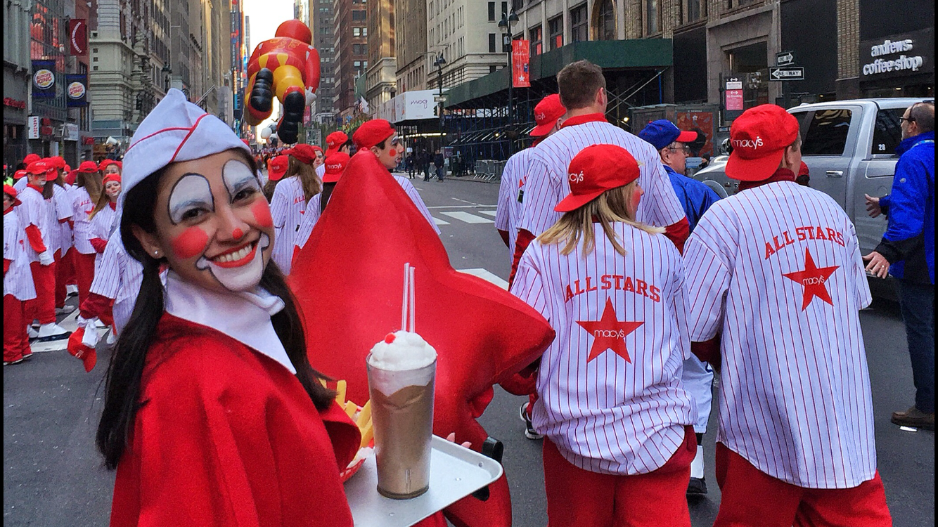 Macy's Thanksgiving Day Parade Clowns – Here's What It's Really Like |  Fortune