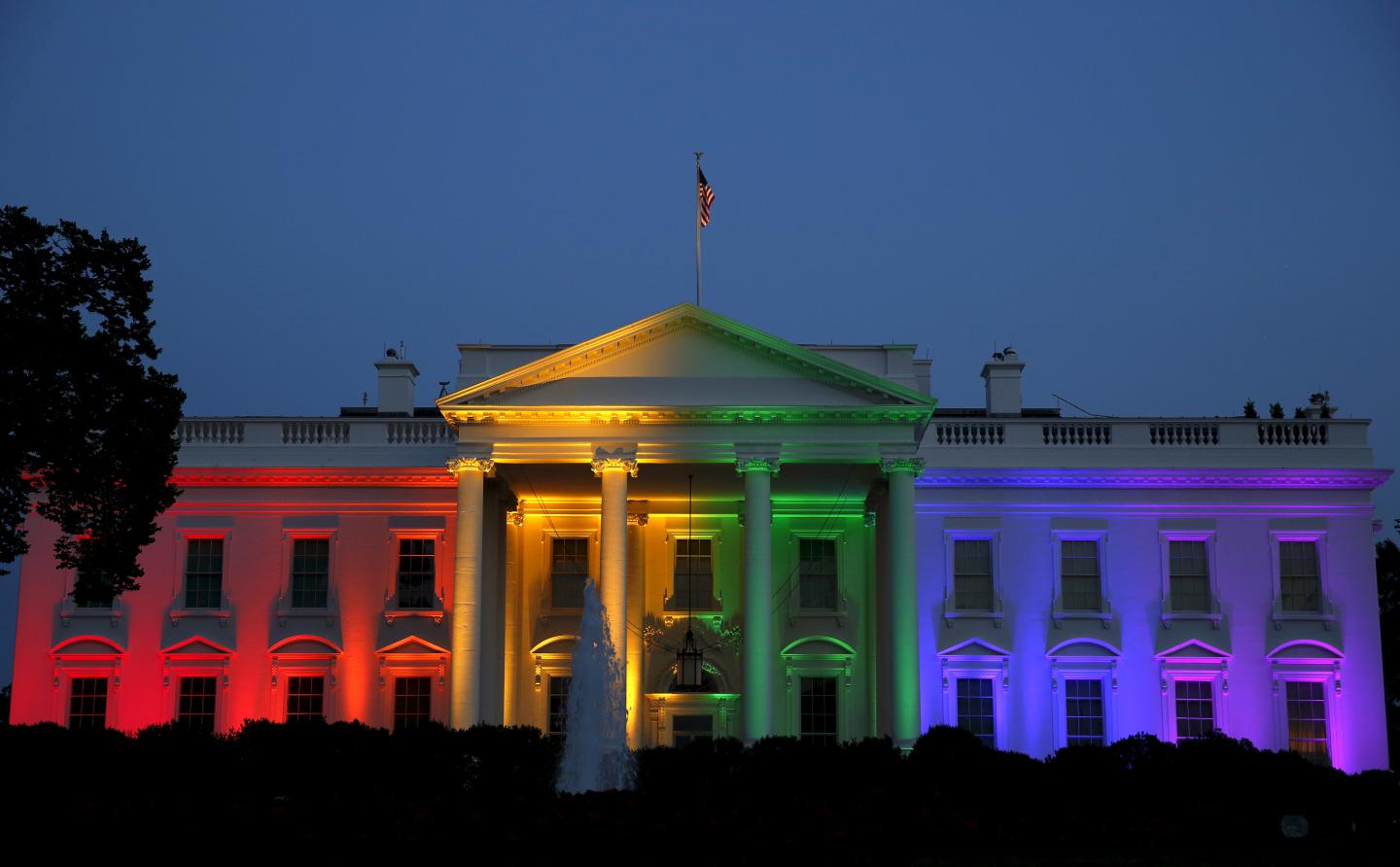 The White House is illuminated in rainbow colors after today's historic Supreme Court ruling legalizing gay marriage in Washington