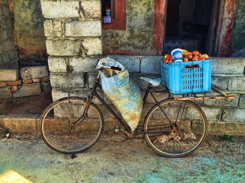 Bicycle in Cuba