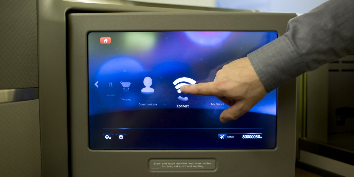 American Airlines Is Suing Gogo For Its Lousy InFlight WiFi Fortune