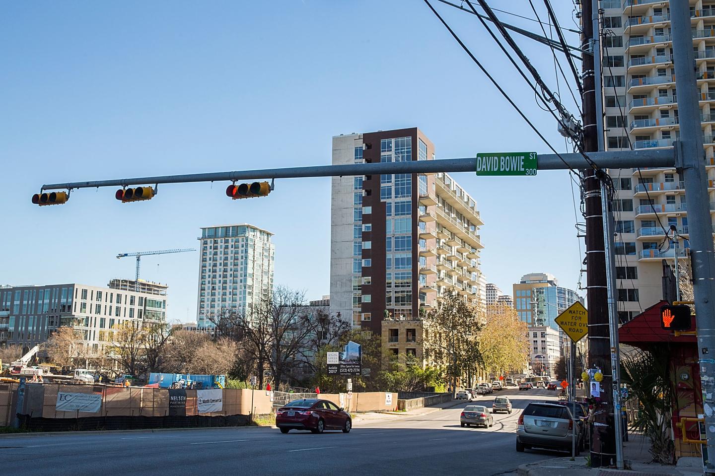 Austin Street Sign Changed To "David Bowie Street"