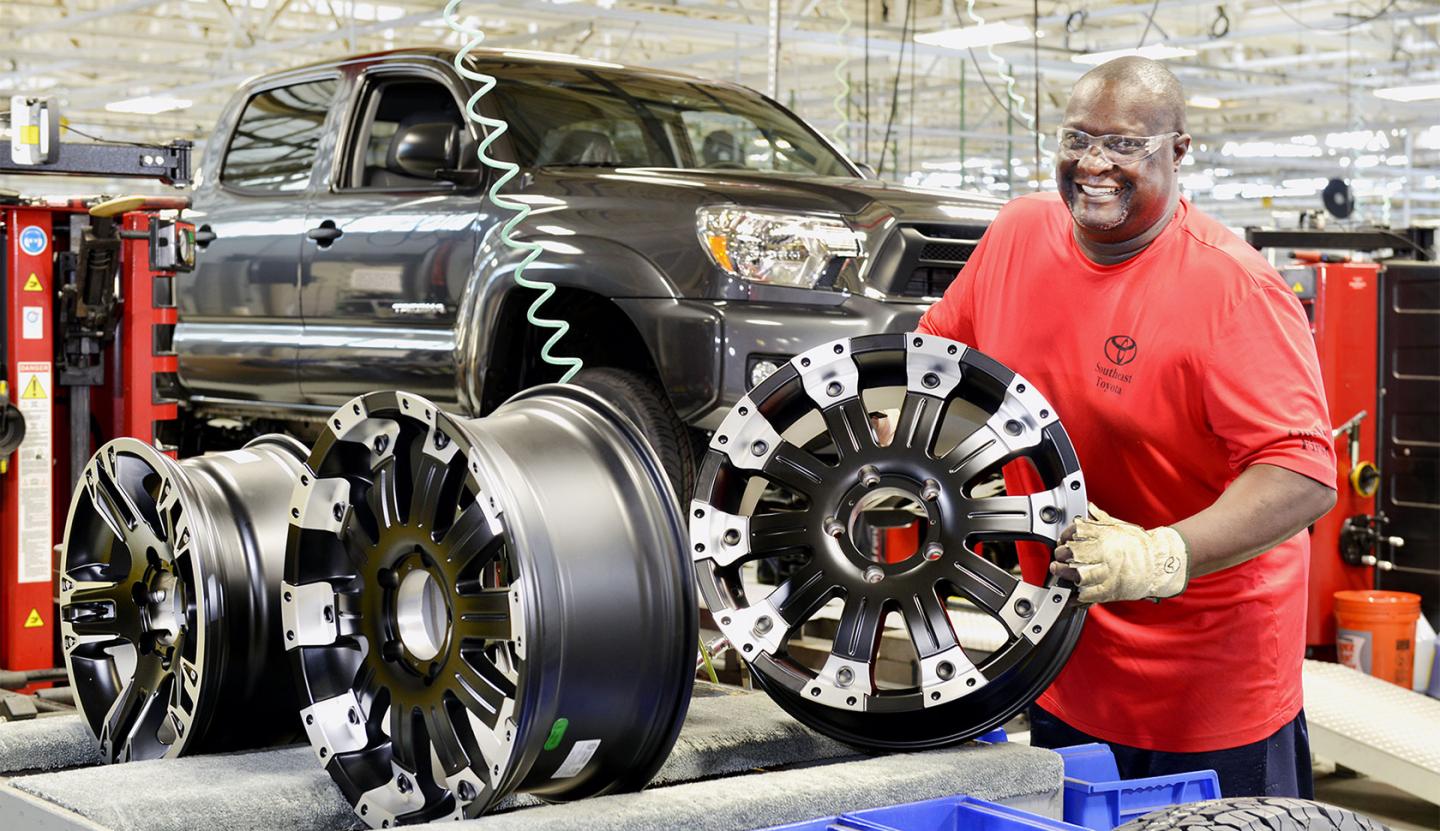 JM Family Enterprises - Best Workplace Manufacturing Production