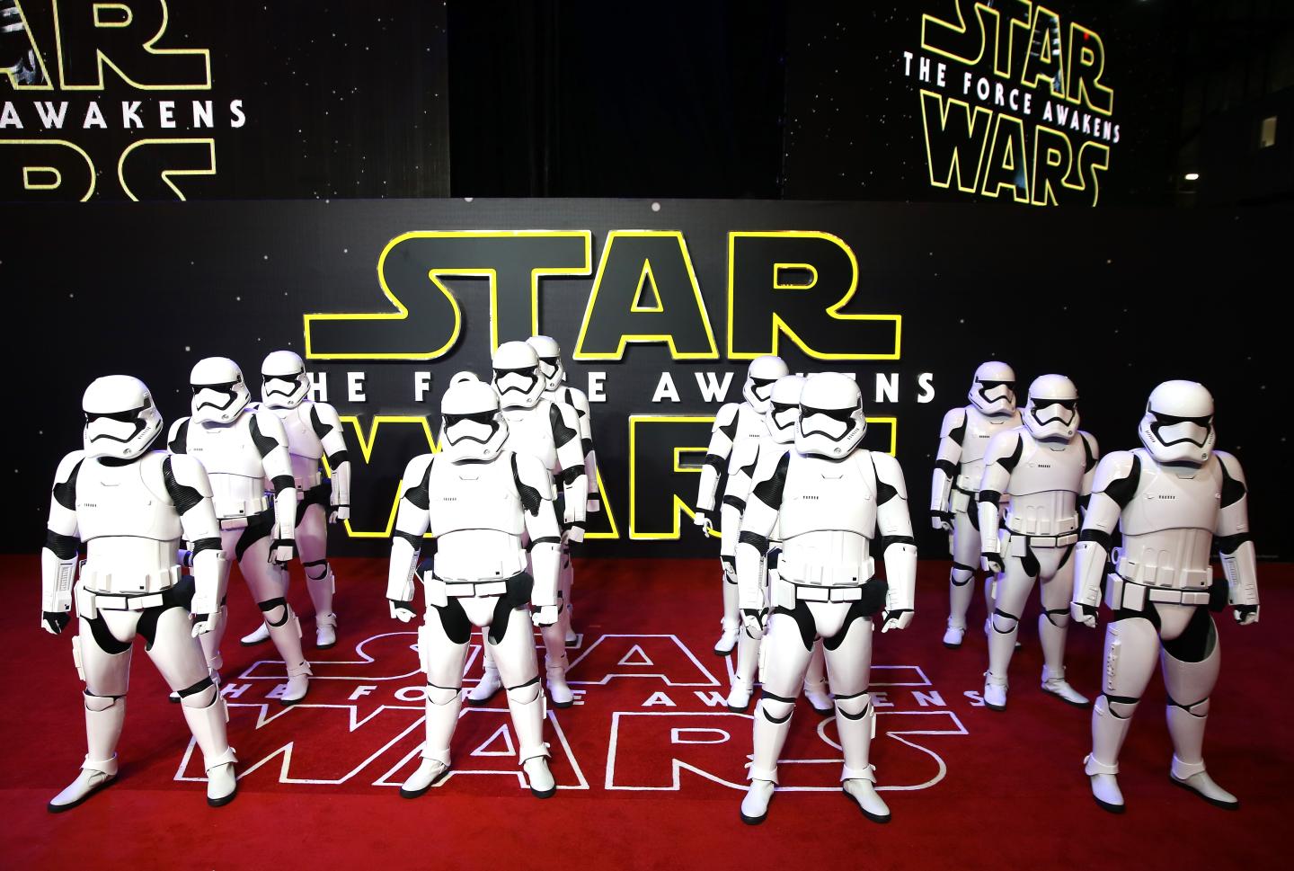 "Star Wars: The Force Awakens" - European Film Premiere - Red Carpet Arrivals