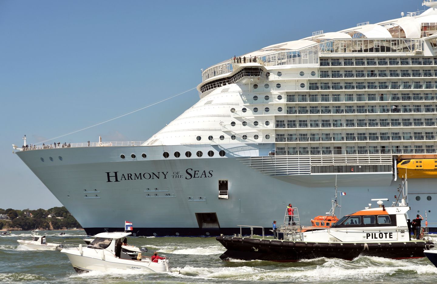 Harmony of the Seas largest cruise ship