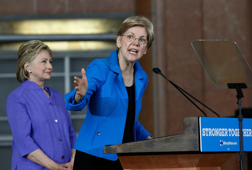 Elizabeth Warren Campaigns With Hillary Clinton In Cincinnati