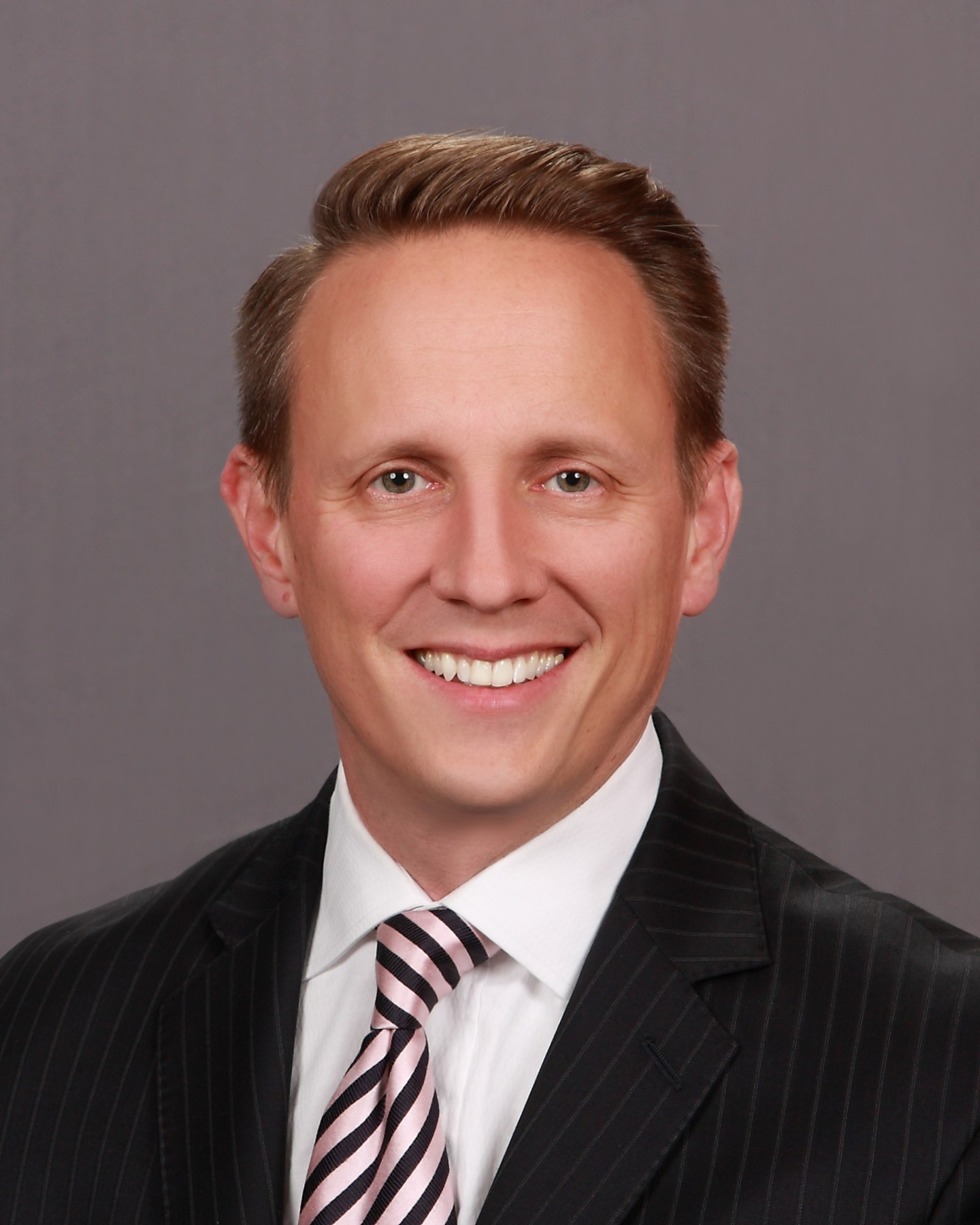 6-Mark Smucker_2484Gray