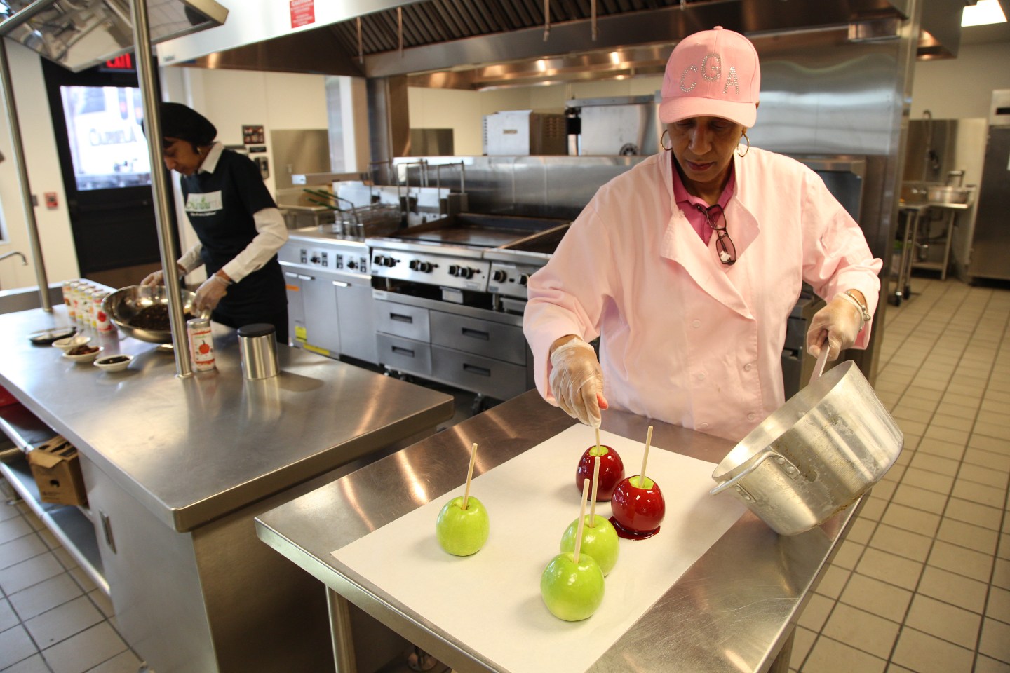 ***NOT FOR RESALE OR DISTRIBUTION BY VII OR CORBIS OR ED KASHI STUDIO***Scenes at the Eastern Market Shed 5 kitchen in Detroit, Michigan on October 23, 2015.