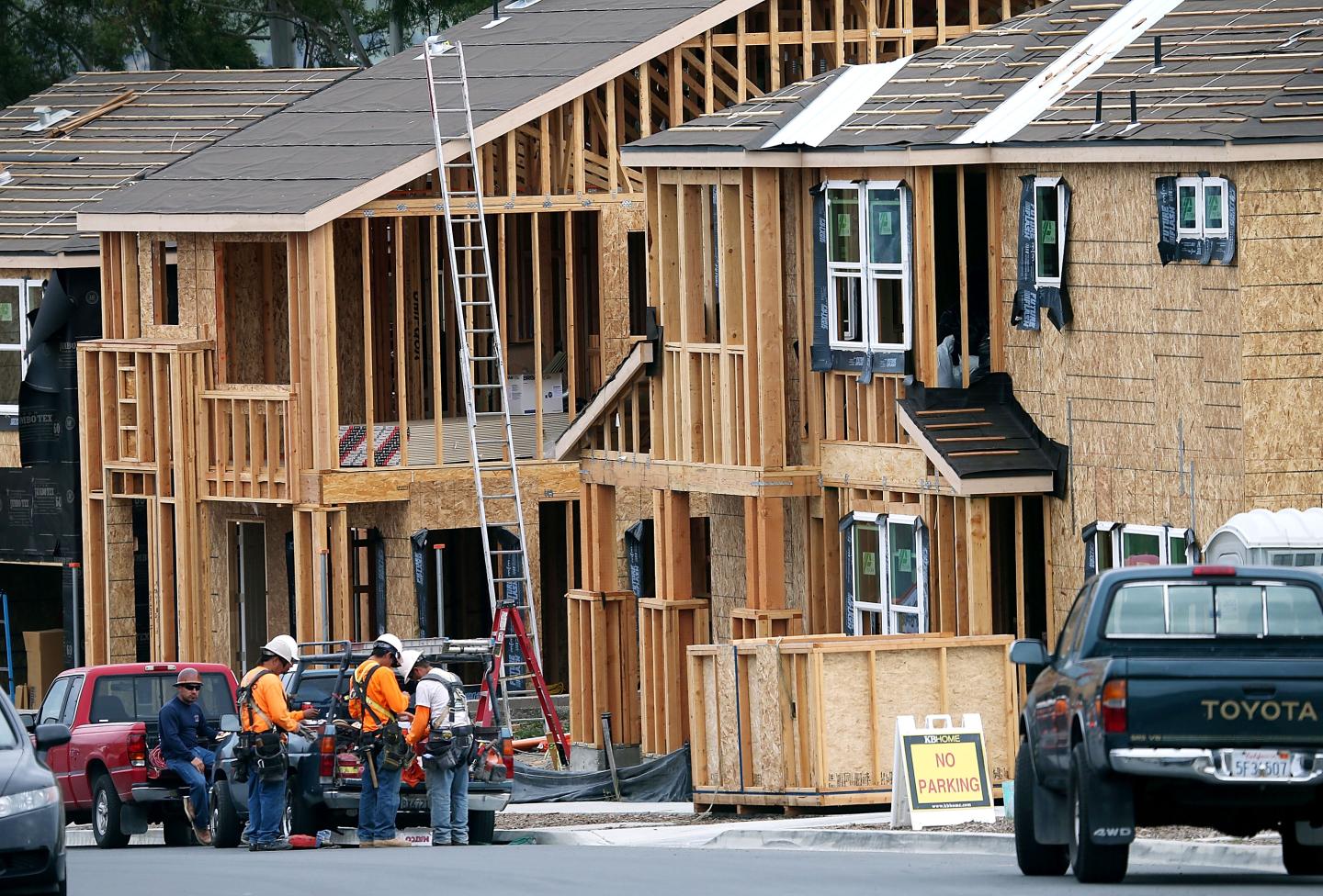 Construction Of New Houses Rises In February