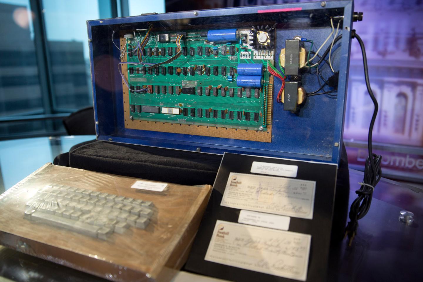 Author Robert Luther's Apple 1 Computer On Display