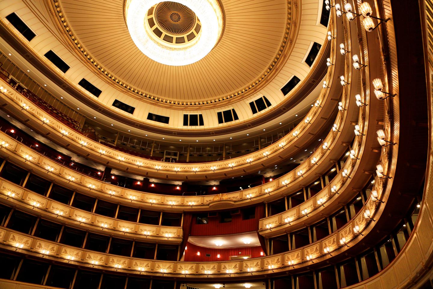 (Wiener Staatsoper) interior
