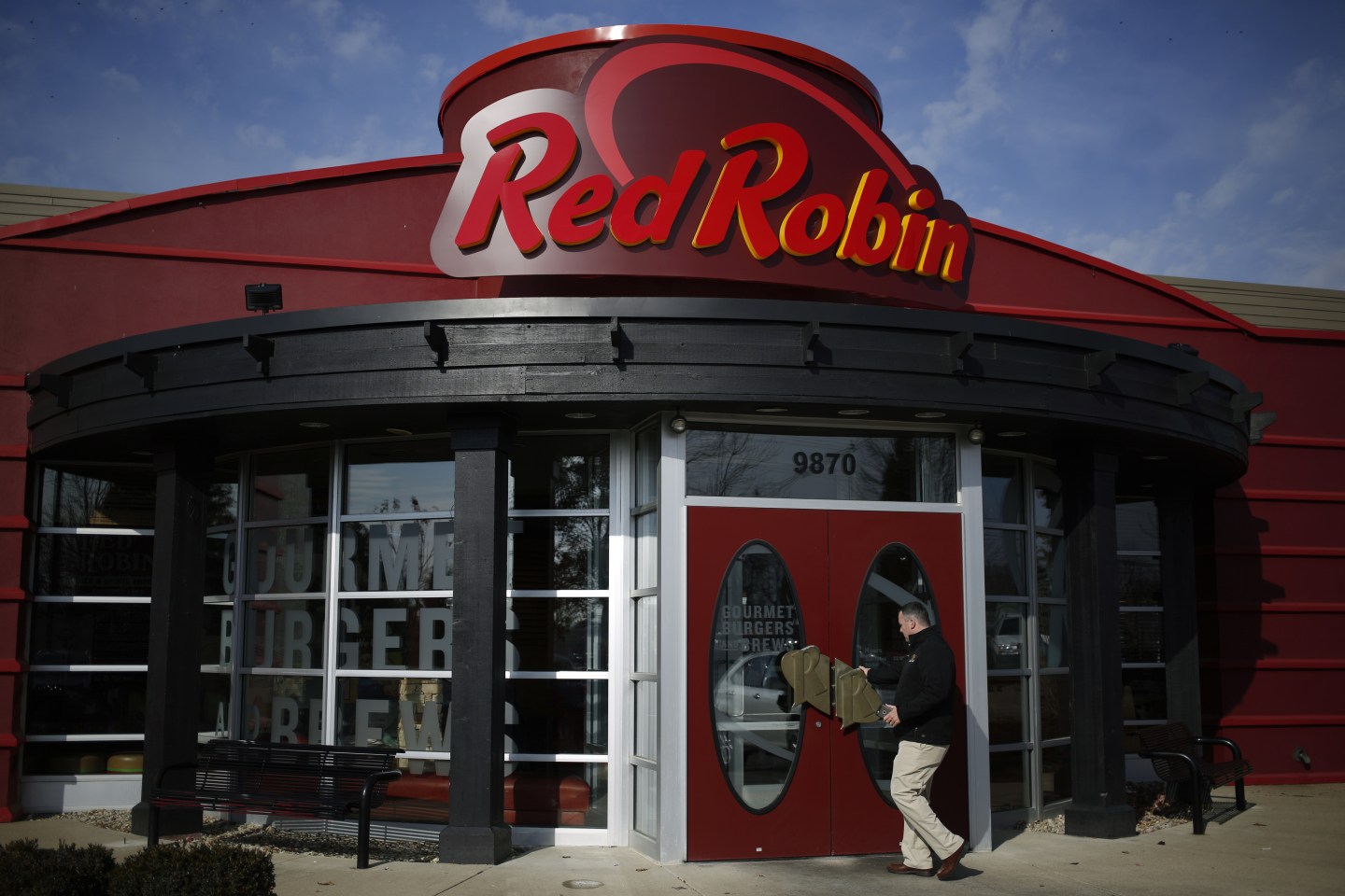 Red Robin Gourmet Burgers Inc. Jumps After Finance Chief Pick Prompts Analyst Upgrade