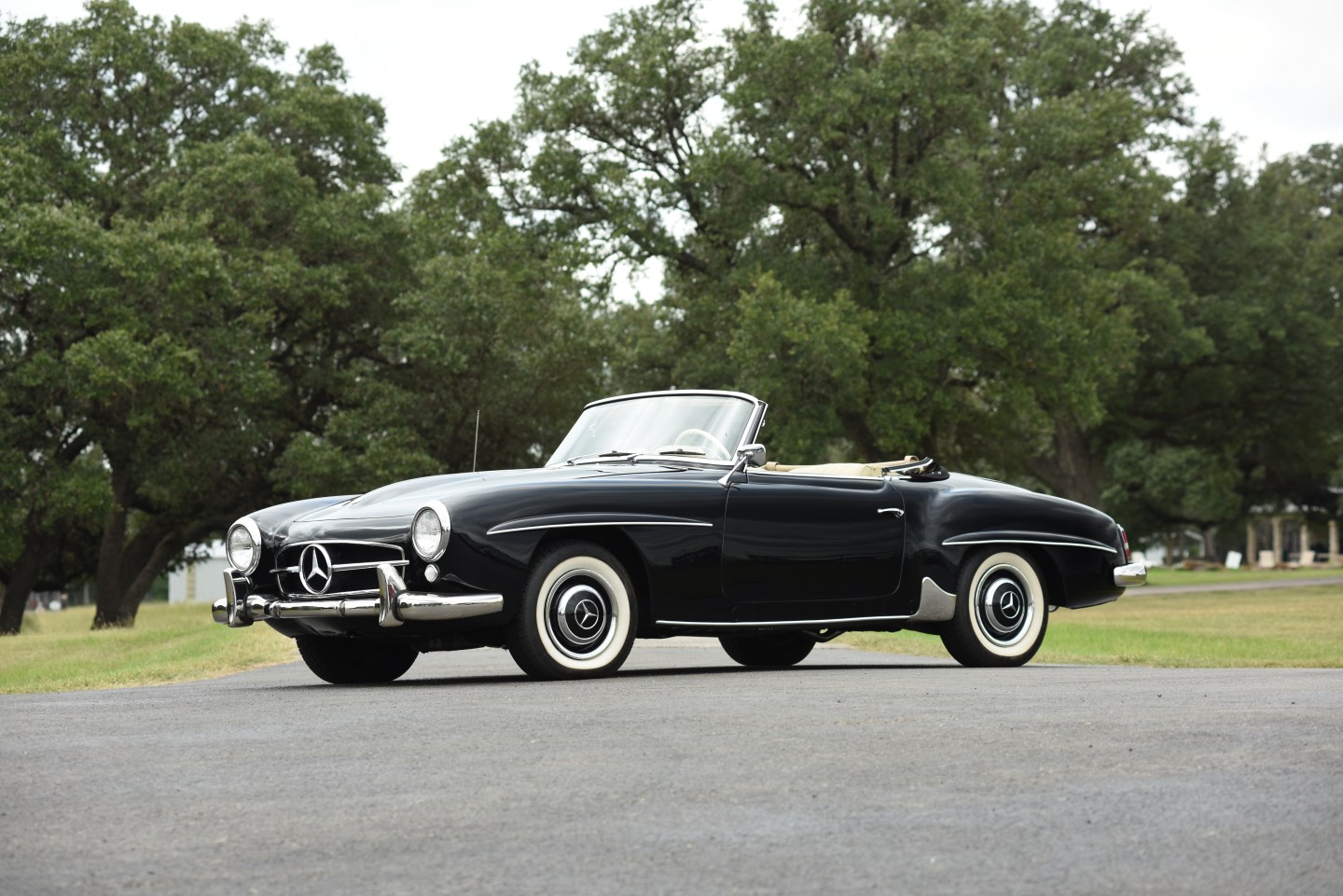 lot-1283-1955-mercedes-benz-190sl-roadster