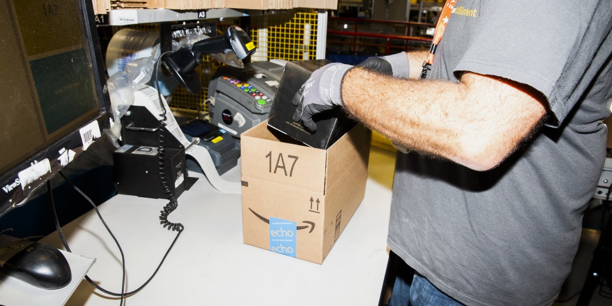 Amazon Plans to Hire 30,000 PartTime Warehouse Workers Fortune