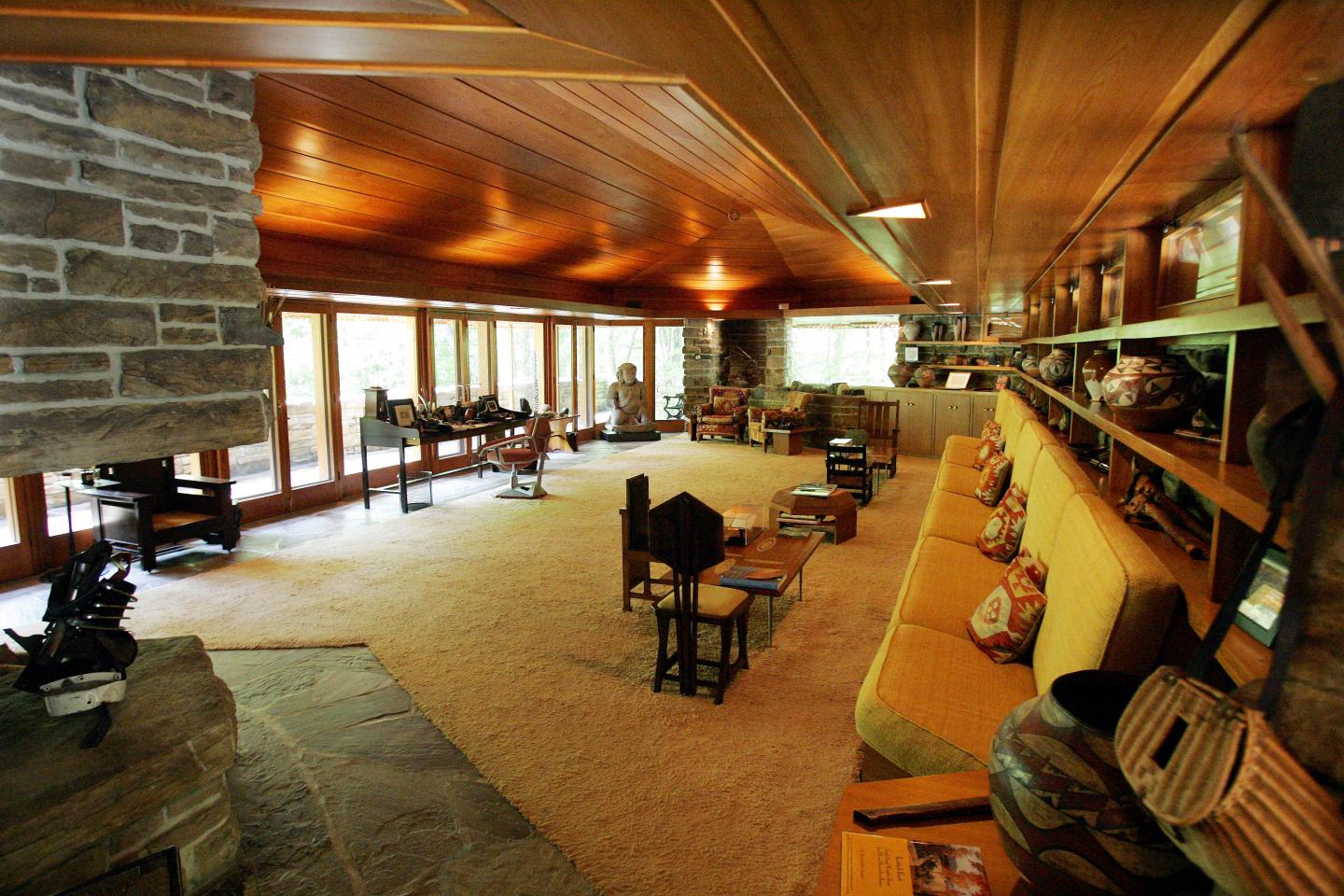 KENTUCK KNOB