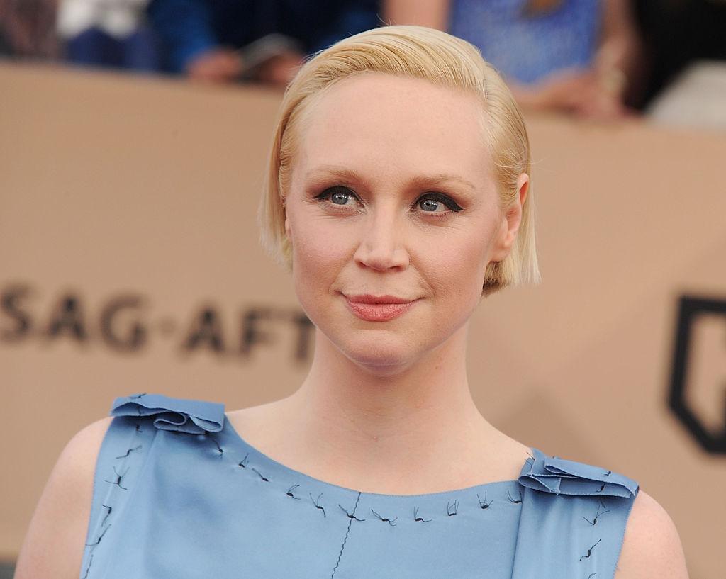 arrives at the 22nd Annual Screen Actors Guild Awards at The Shrine Auditorium on January 30, 2016 in Los Angeles, California.