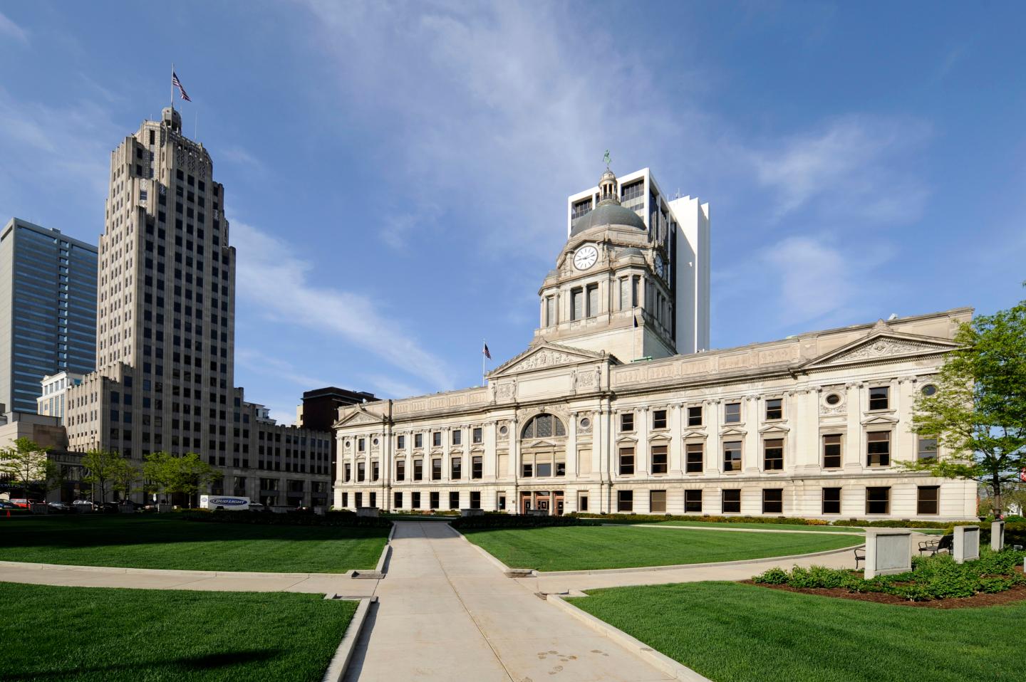Skyline with Lincon Tower and City Hall, Fort Wayne, Indiana