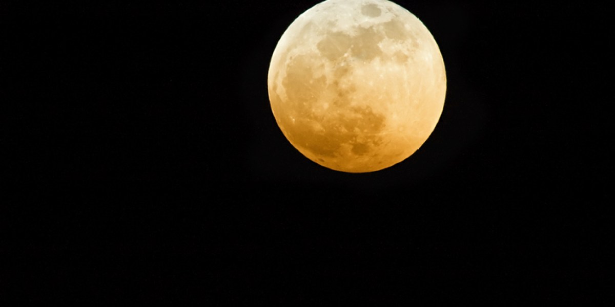 Supermoon Lunar Eclipse: Everything You Need to Know | Fortune