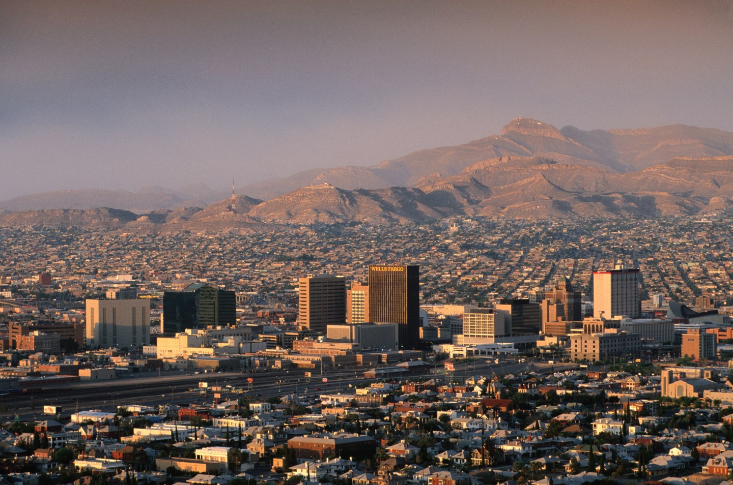 Overhead of El Paso, seen from Murchison Park.