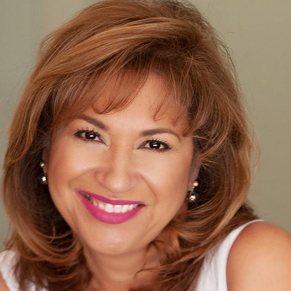 most-powerful-latinas-betty-uribe
