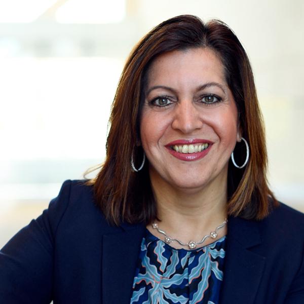 most-powerful-latinas-yanela-frias
