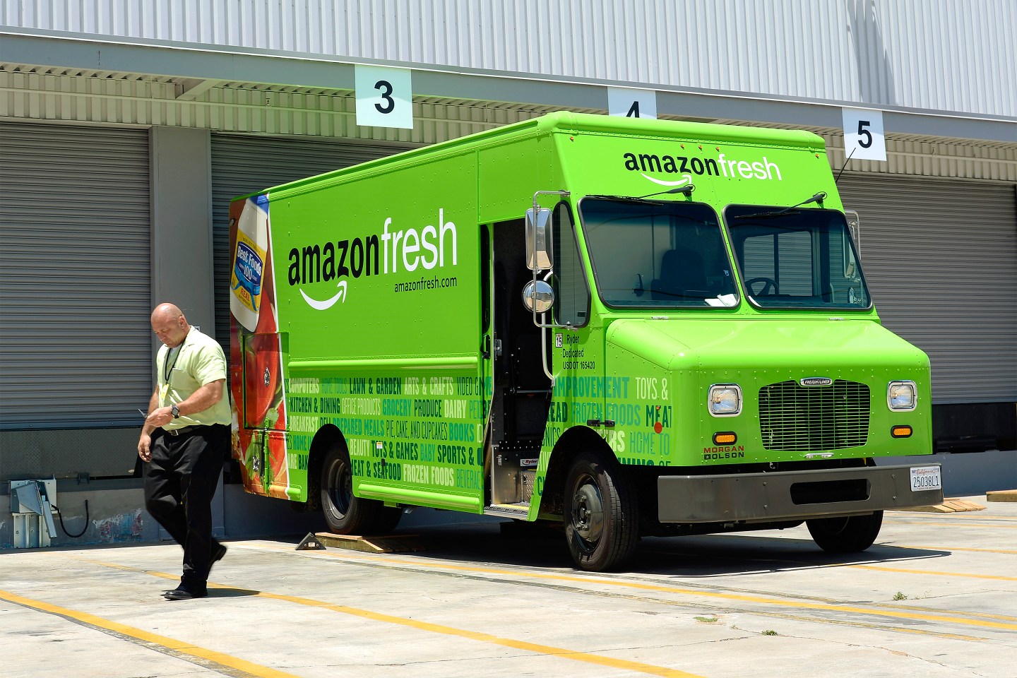 Amazon Expands Grocery Delivery Service To Los Angeles Area
