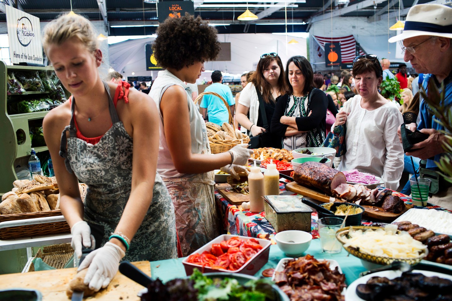 Woodstock-cape-town-south-africa-pas-08-18