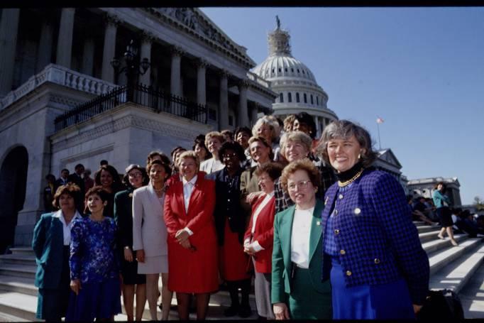 48 FEMALE MEMBER IN AMERICAN CONGRESS