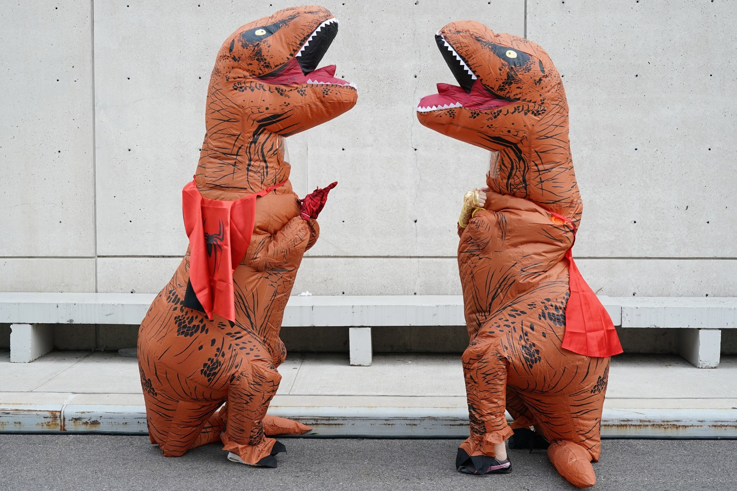 halloween-costumes-dinosaurs