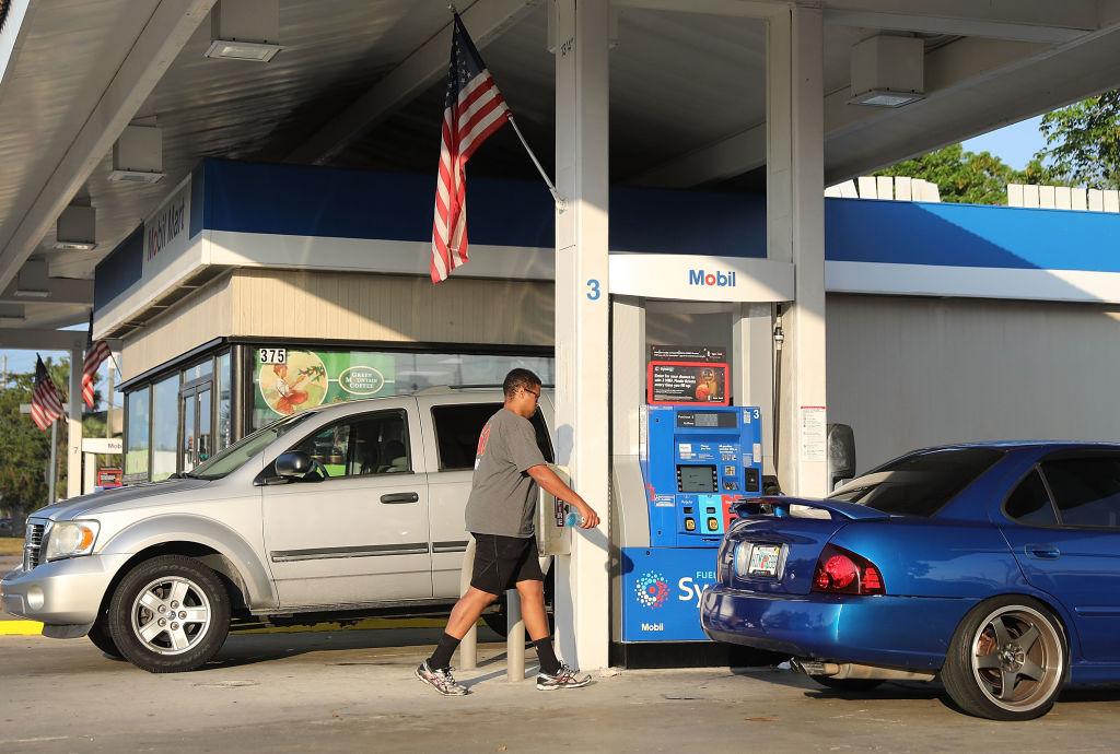U.S. Gas Prices Expected To Rise To Highest Levels Since 2014