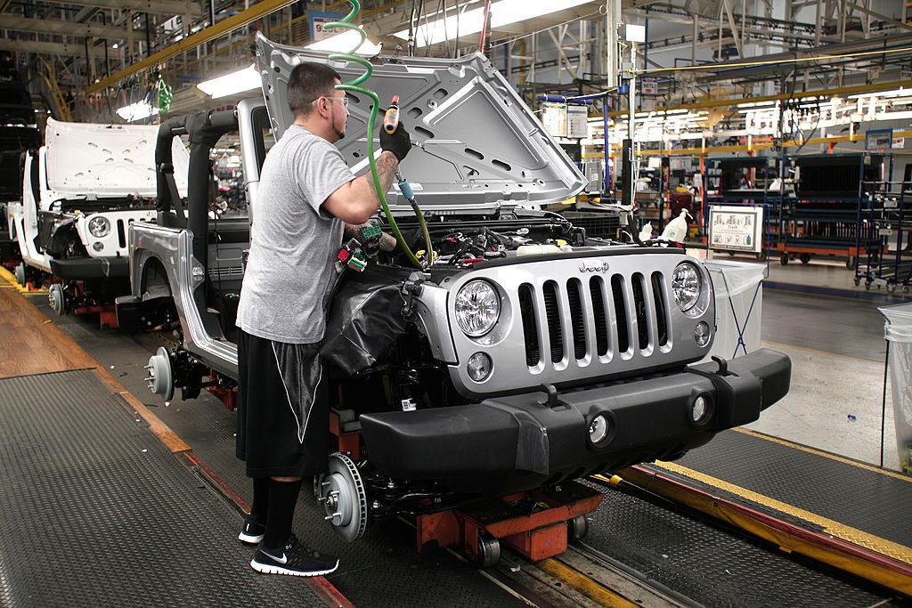 Chrysler Fiat Announces Jeep Brand Will Anchor Company Overhaul