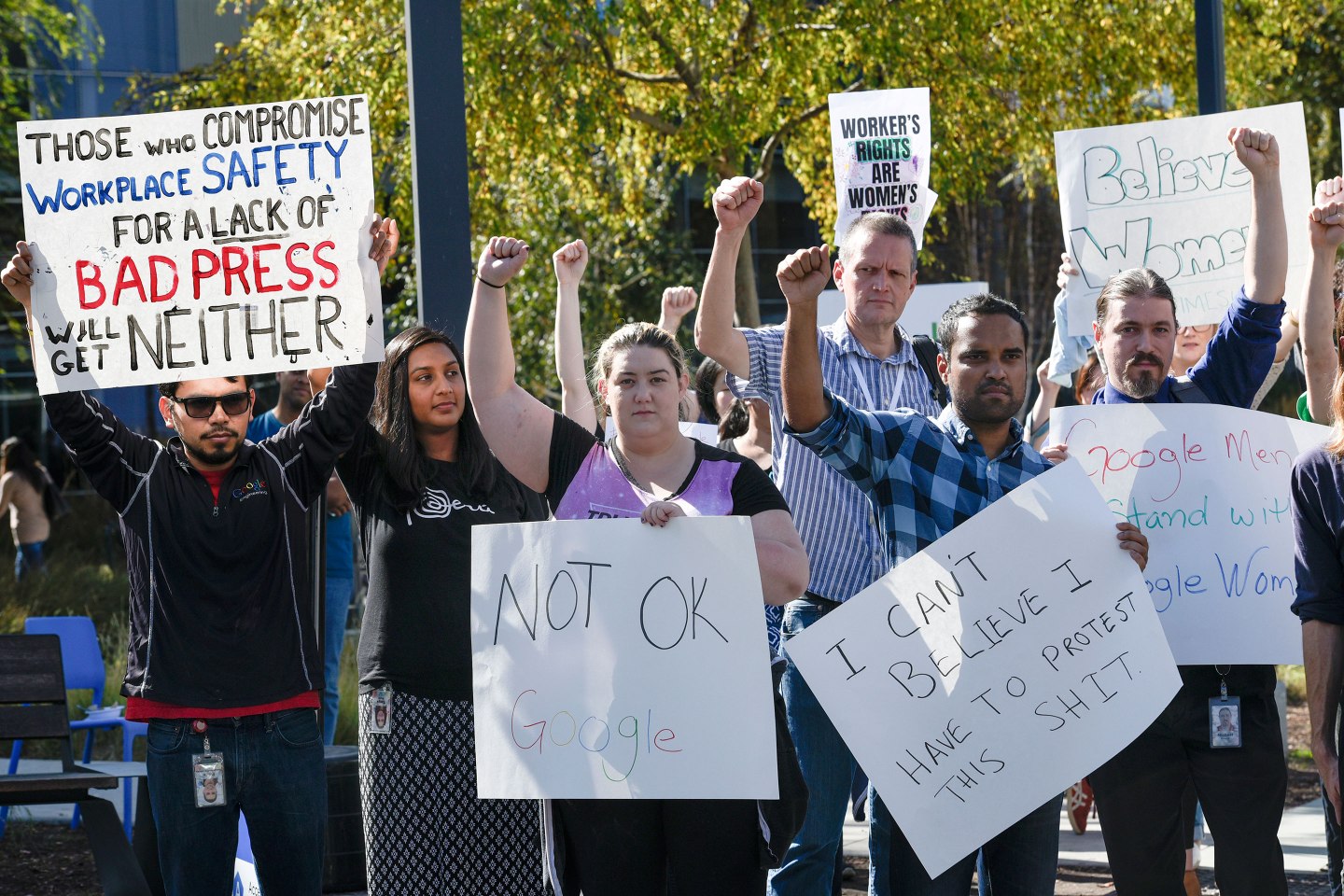 Google workers protesting.