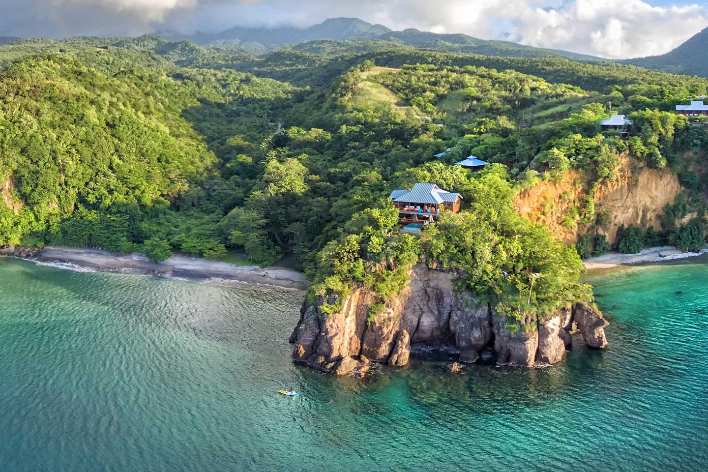 Dominica-Zing-Zing-Secret-Bay's-Beach-2