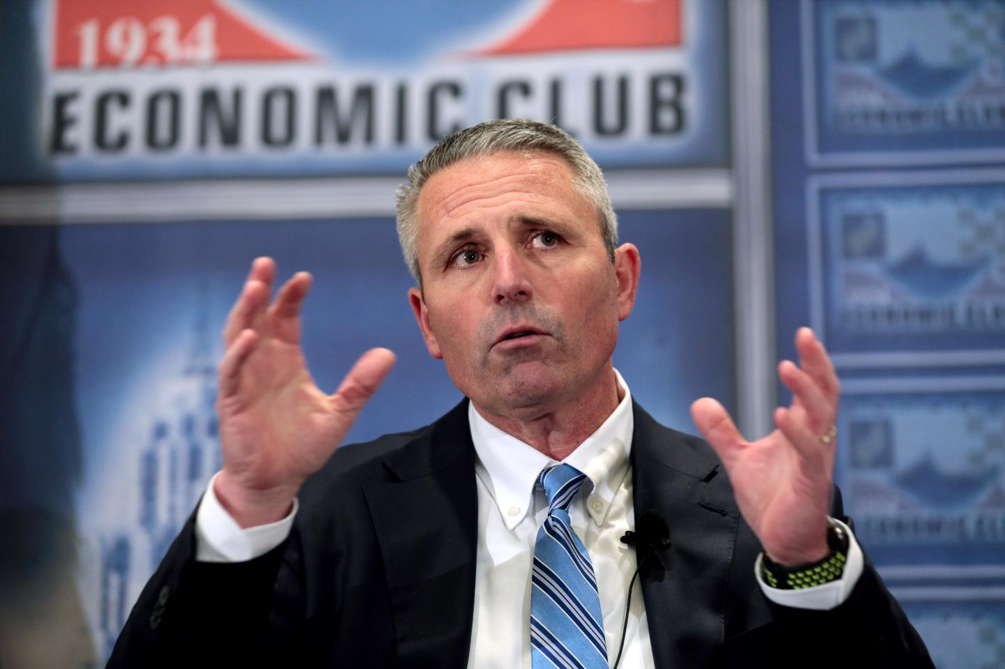Jim Hannan at Detroit Economic Club