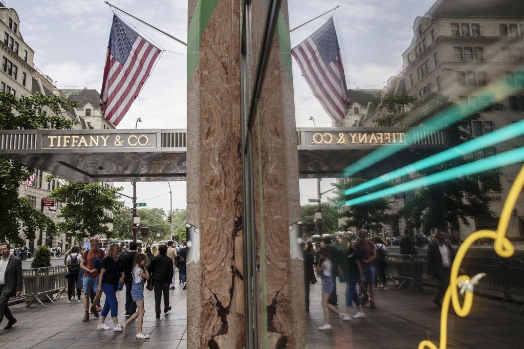 Tiffany & Co. Flagship Store Ahead Of Earnings