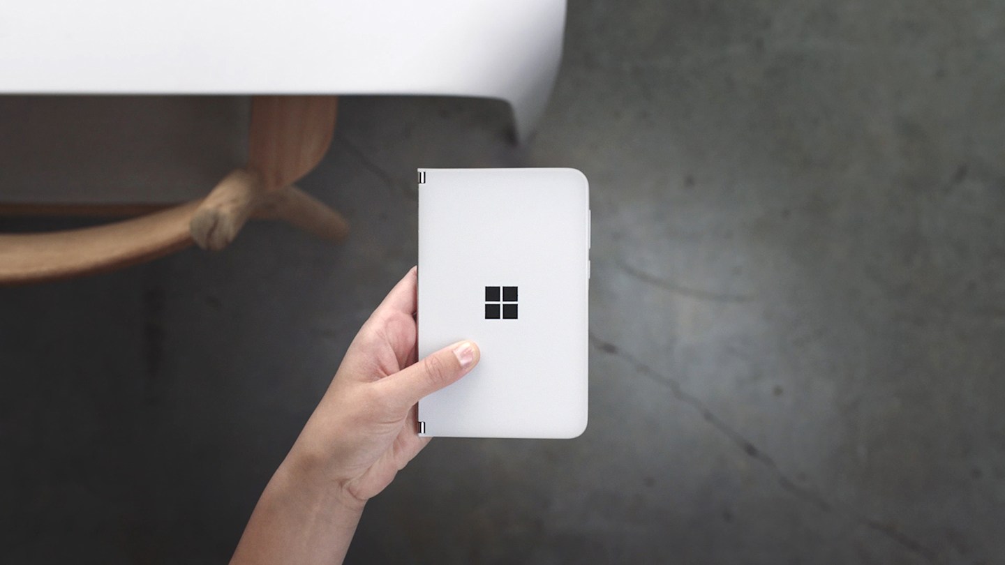 Microsoft Surface Duo-Foldable Phone 02