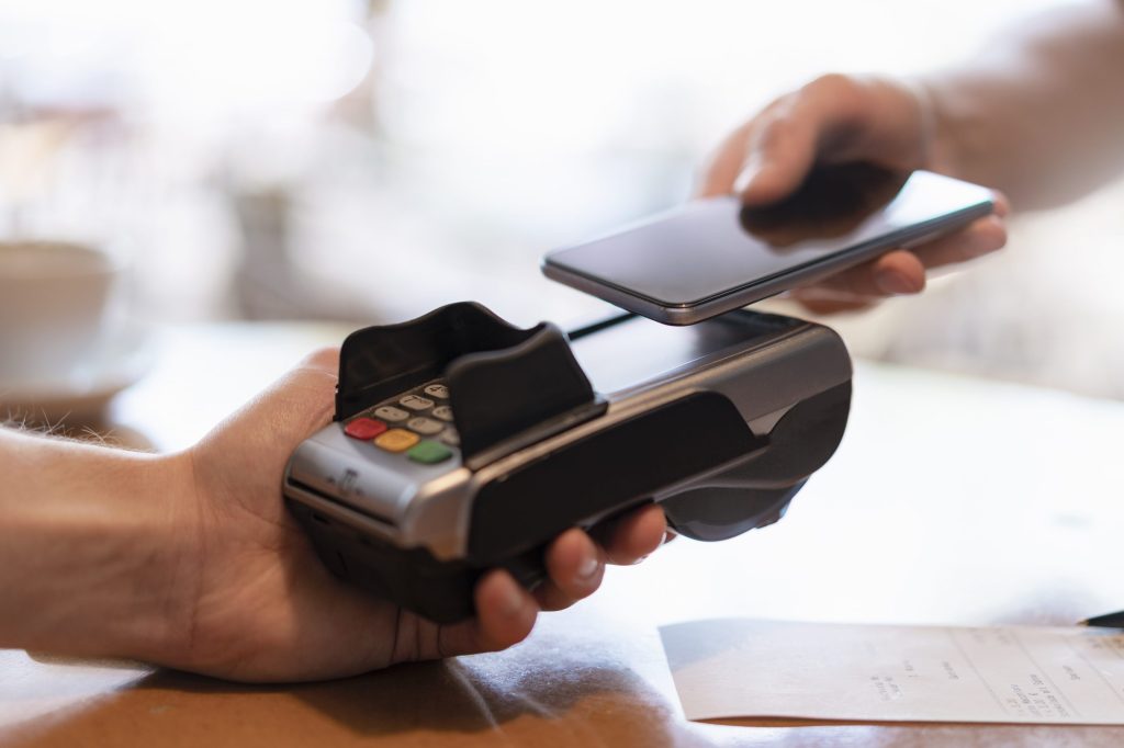Are cashless stores and restaurants fair? NYC says no Fortune