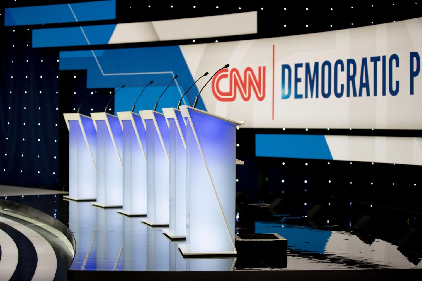 6 Candidates Qualified for Tonight's Democratic Debate In Iowa
