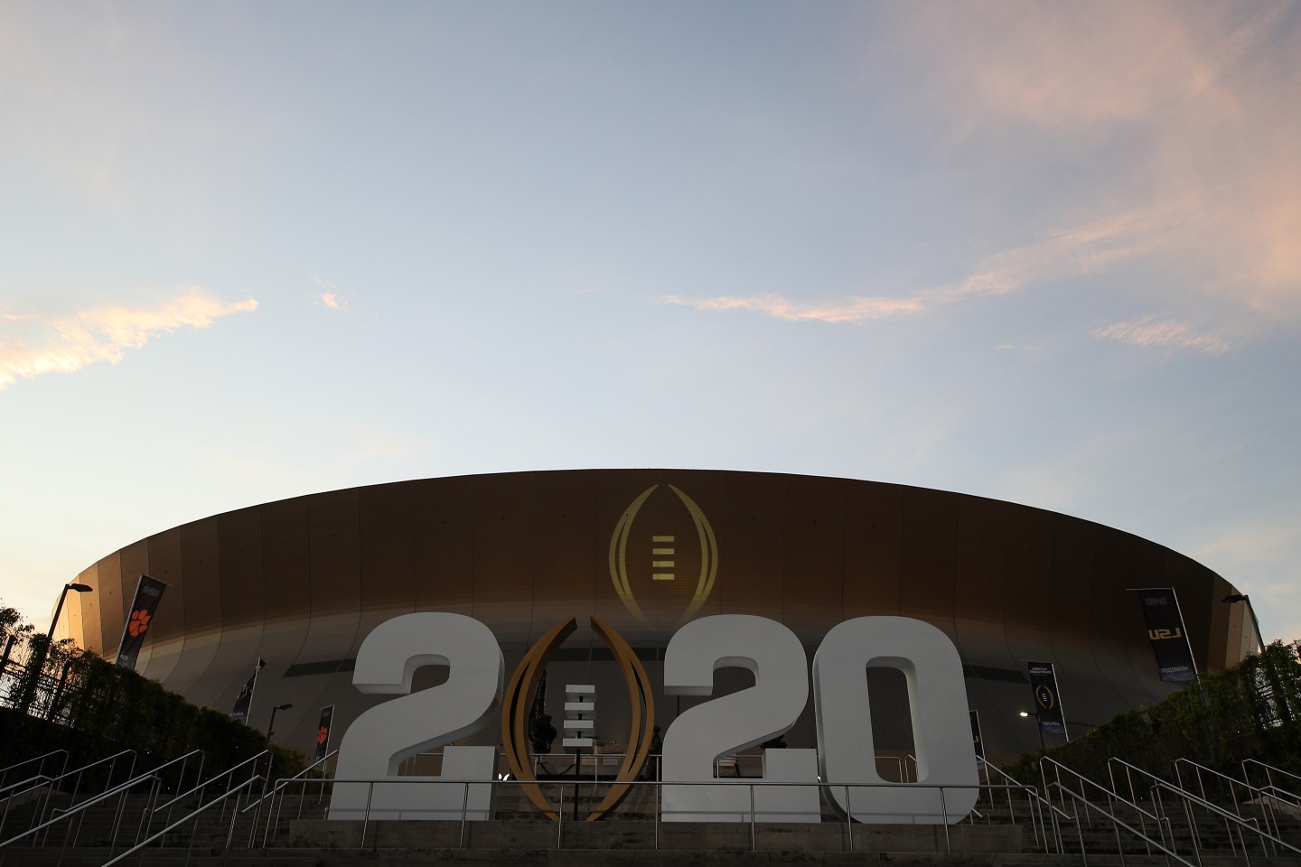 How to Watch LSU vs Clemson in the College Football National Championship Live Online for Free Without Cable