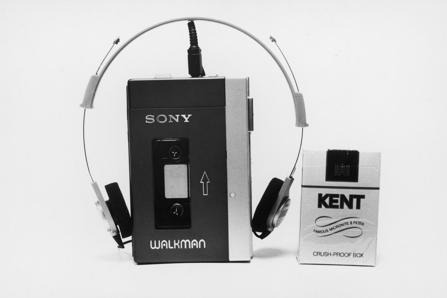 DES.005.Walkman