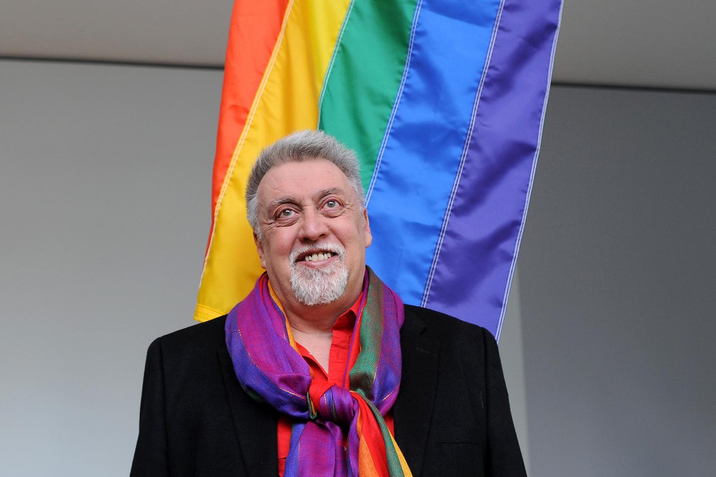 DES.042.Pride-Flag